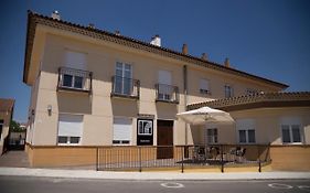Hostal Pradaria Asador & Alojamiento